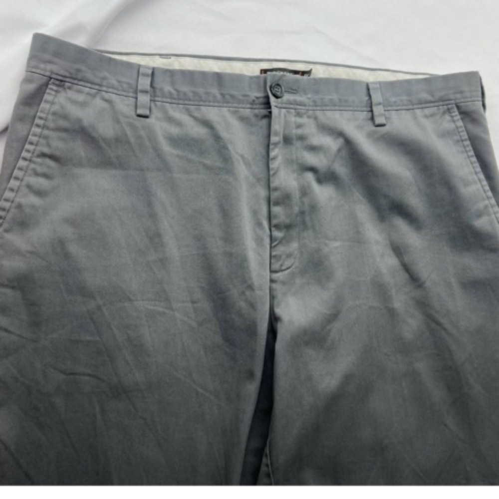 Men's DOCKERS D3 Chino Gray Dress Pants Size 40x32 Preppy Career Work - Picture 4 of 10